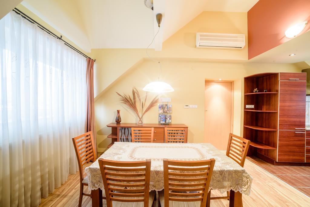 Park Apartment クラクフ エクステリア 写真