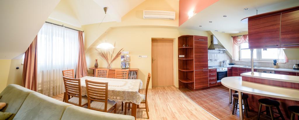 Park Apartment クラクフ エクステリア 写真